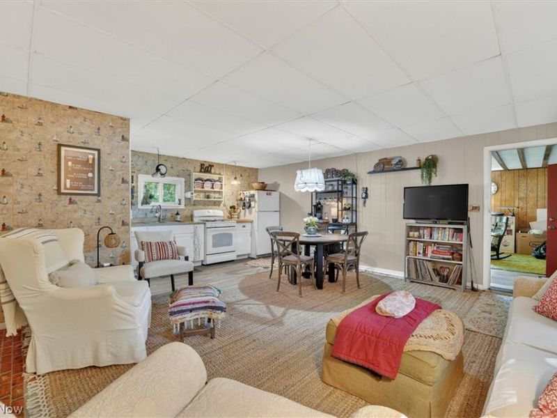 33062 Chestnut Ridge Road, North Ridgeville, OH 44039 Photo 11