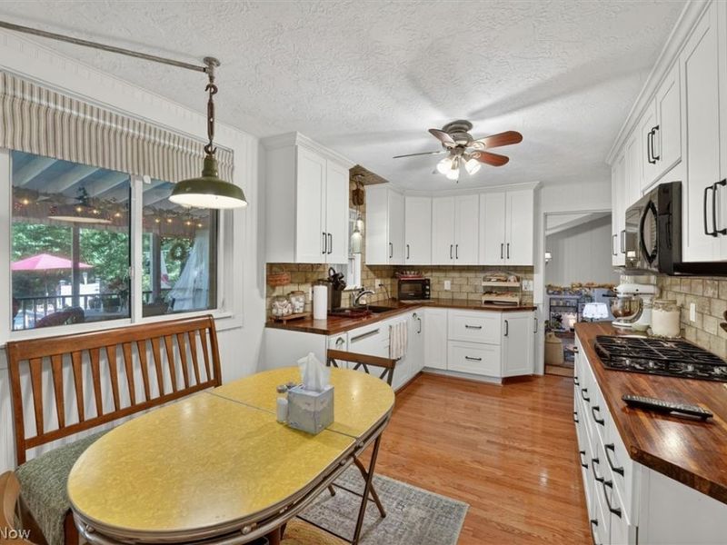 33062 Chestnut Ridge Road, North Ridgeville, OH 44039 Photo 19
