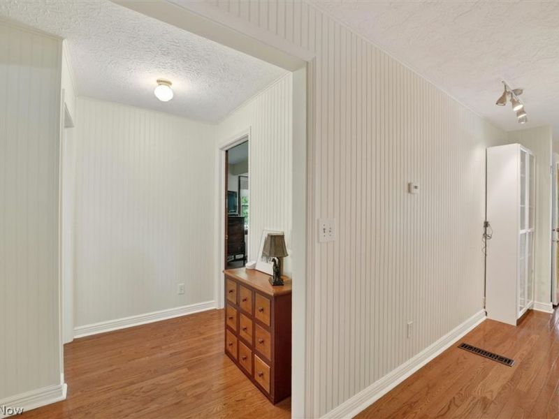 33062 Chestnut Ridge Road, North Ridgeville, OH 44039 Photo 29