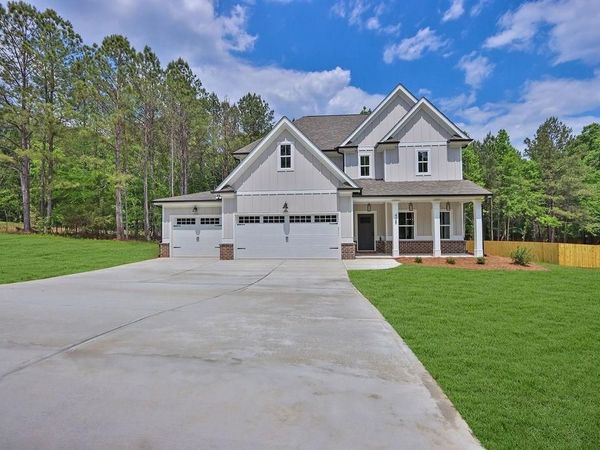 408 Pinewood Drive , Covington, GA 30014