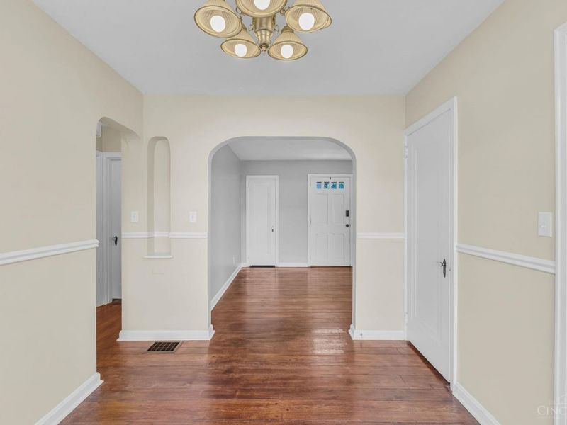 1620 Joseph Court, North College Hill, OH 45231 Photo 8