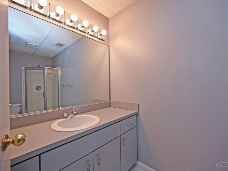 6001 Wilmer Road, Cincinnati, OH 45247 Photo 55