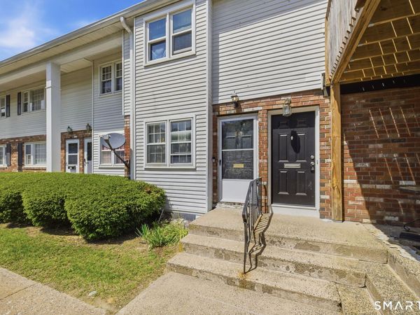 12 Georgetown , Unit D, Enfield, CT 06082