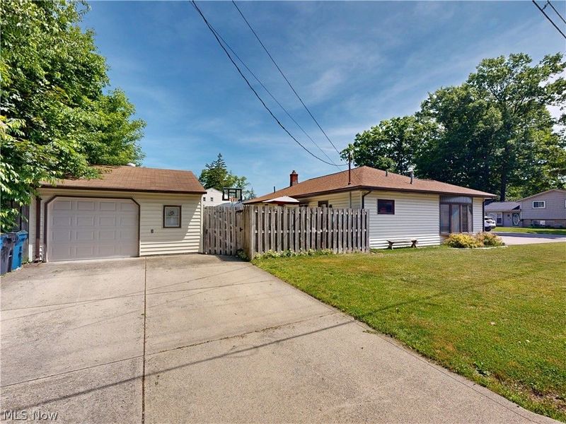 1078 Cherokee Trail , Willoughby, OH 44094 Photo 3
