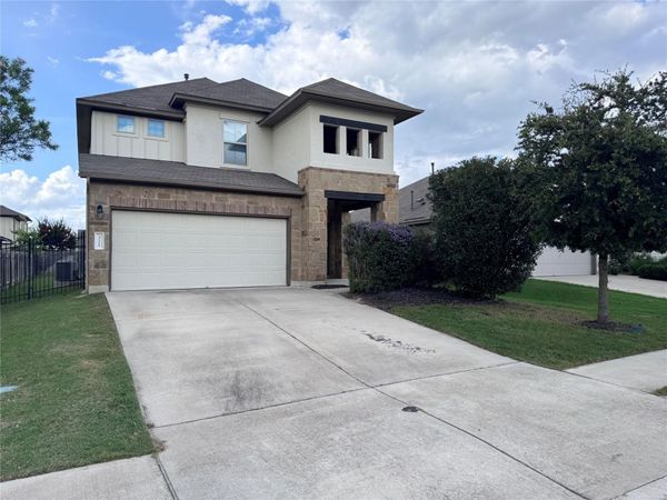 321 Callahan LN , Leander, TX 78641