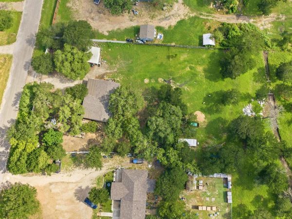 148 Maegan LN, Cedar Creek, TX 78612