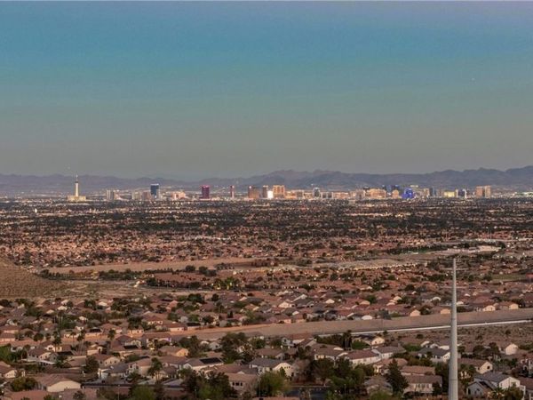 4504 Amazing View Street, Las Vegas, NV 89129