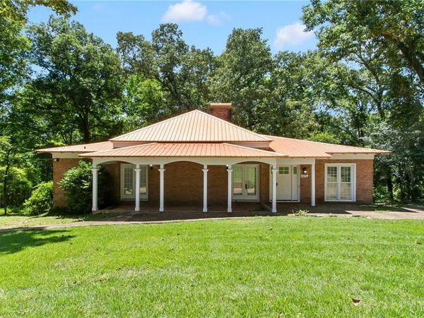 8850 Nicol Hill Drive , Cottondale, AL 35453