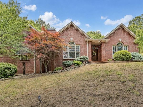 8214 Winterwood TRL, Roanoke, VA 24018