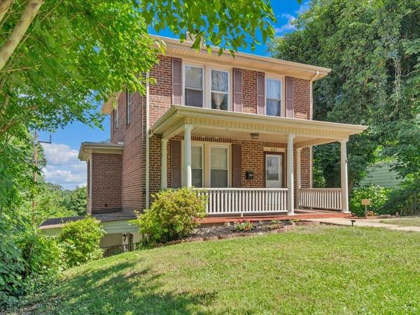 607 Watt ST , Martinsville, VA 24112