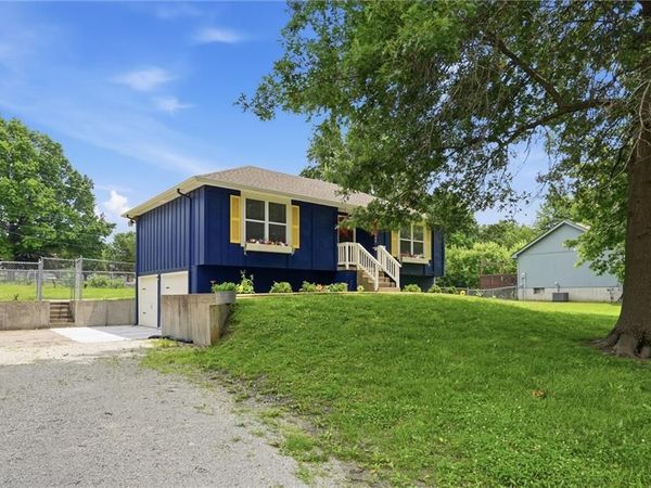 16009 Eastern Avenue, Belton, MO 64012