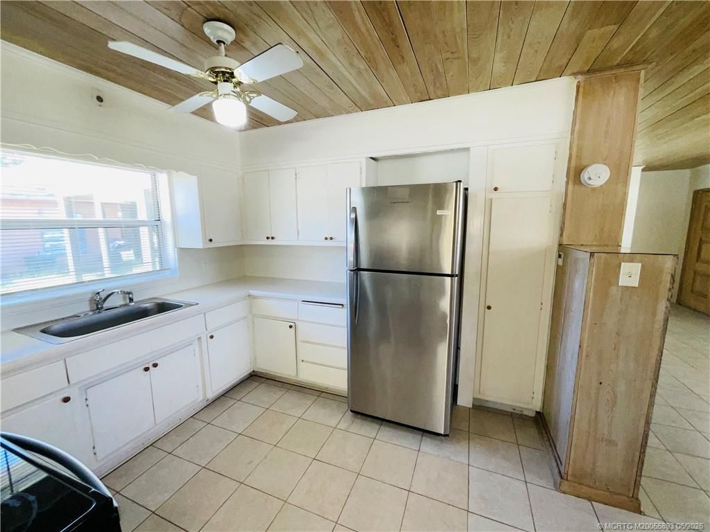1406 Citrus Avenue, Fort Pierce, FL 34950 Photo