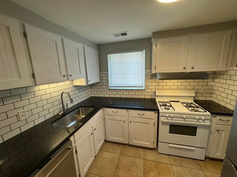 1660 N 4th Street , Columbus, OH 43201 Photo 58