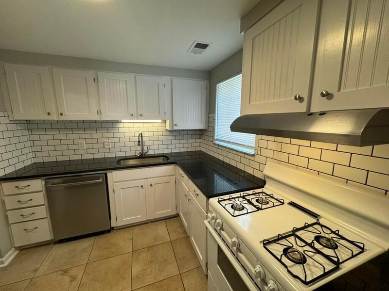 1660 N 4th Street , Columbus, OH 43201 Photo 79