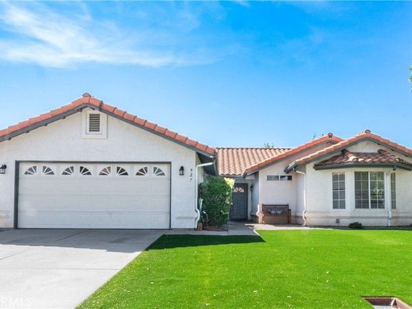 927 Saint Ann Drive, Paso Robles, CA 93446