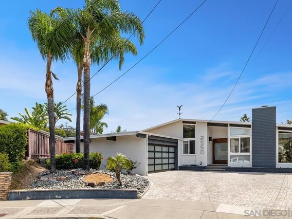 2550 Aster, San Diego, CA 92109