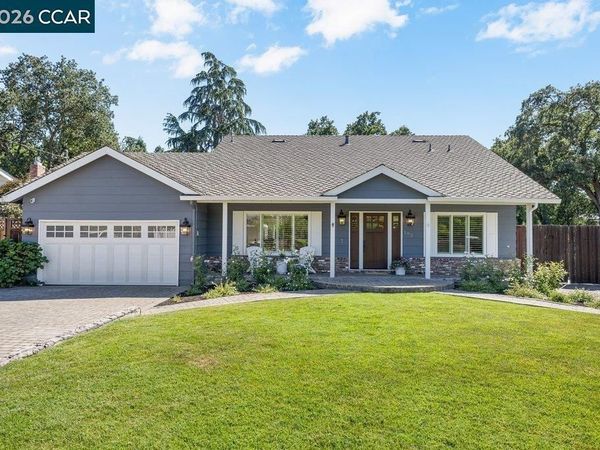 102 Belgian Dr , Danville, CA 94526
