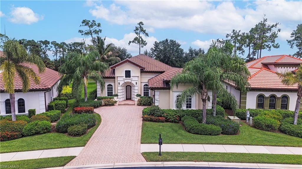 7643 Cottesmore Dr, Naples, FL 34113 Photo