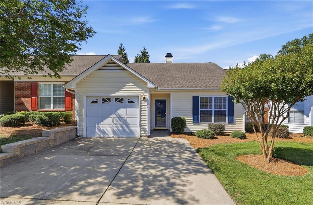 4303 River Crest Lane, Greensboro, NC 27409 Main Photo