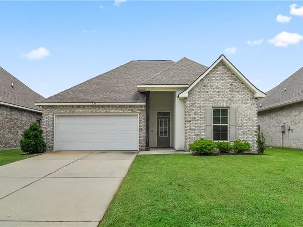 736 JACKSON Court , Madisonville, LA 70447