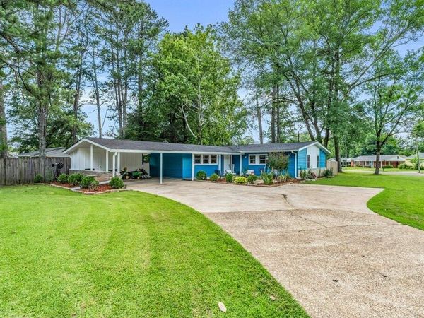 401 Sycamore, Starkville, MS 39759