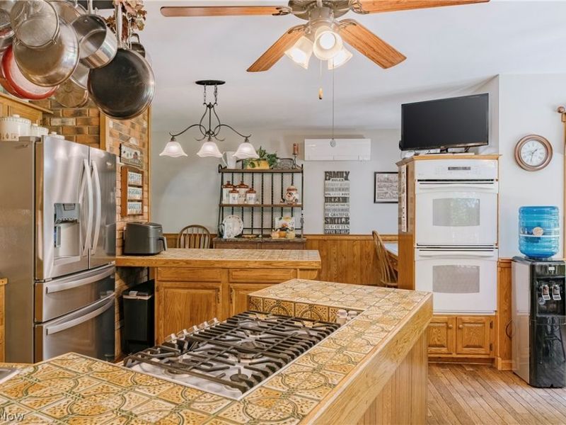 31915 Center Ridge Road , North Ridgeville, OH 44039 Photo 11