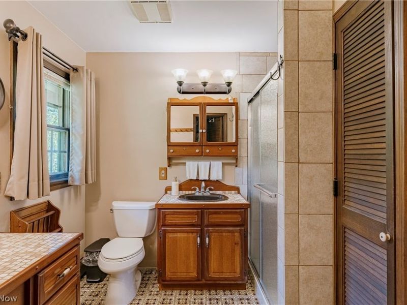 31915 Center Ridge Road , North Ridgeville, OH 44039 Photo 27