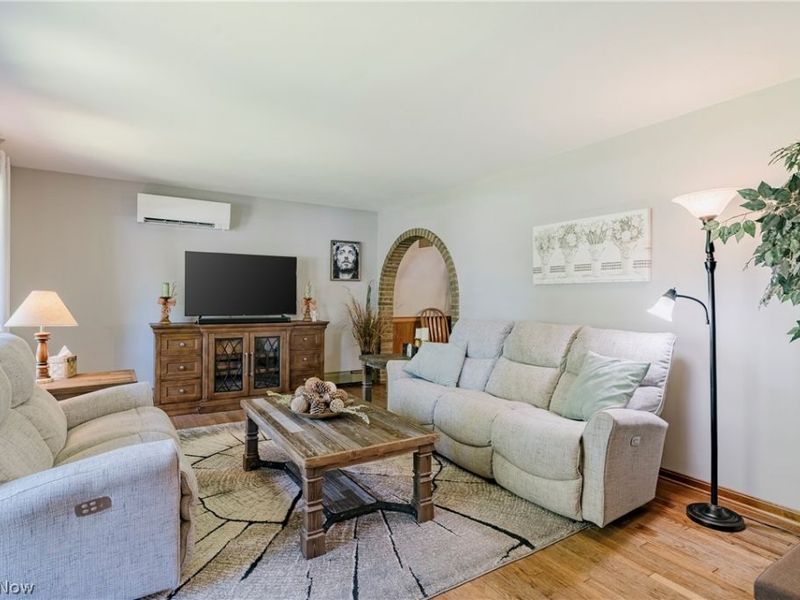 31915 Center Ridge Road , North Ridgeville, OH 44039 Photo 8