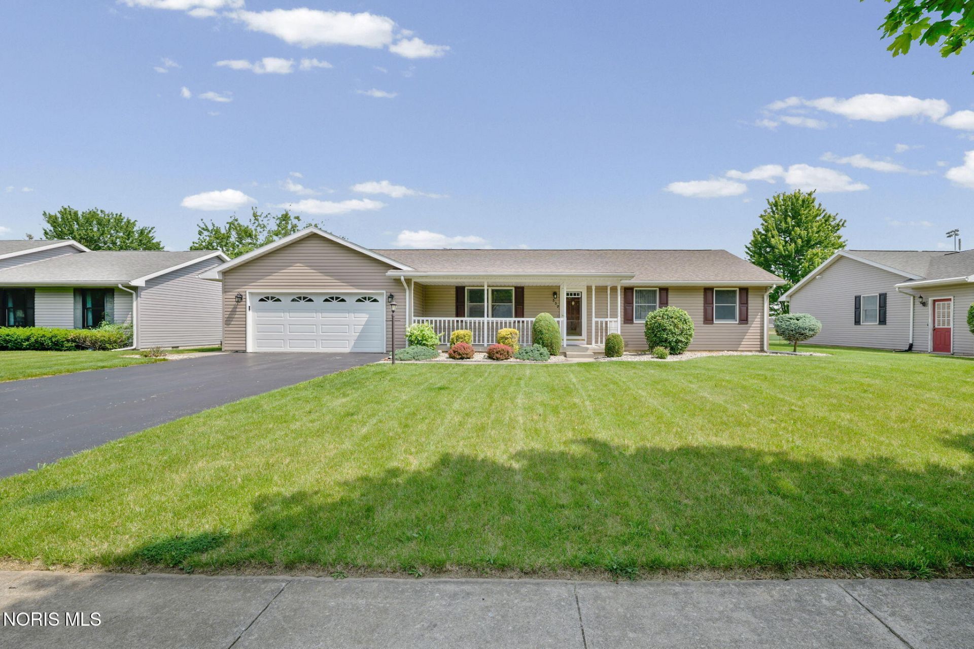 332 Hillshafer Drive, Findlay, OH 45840 Main Photo