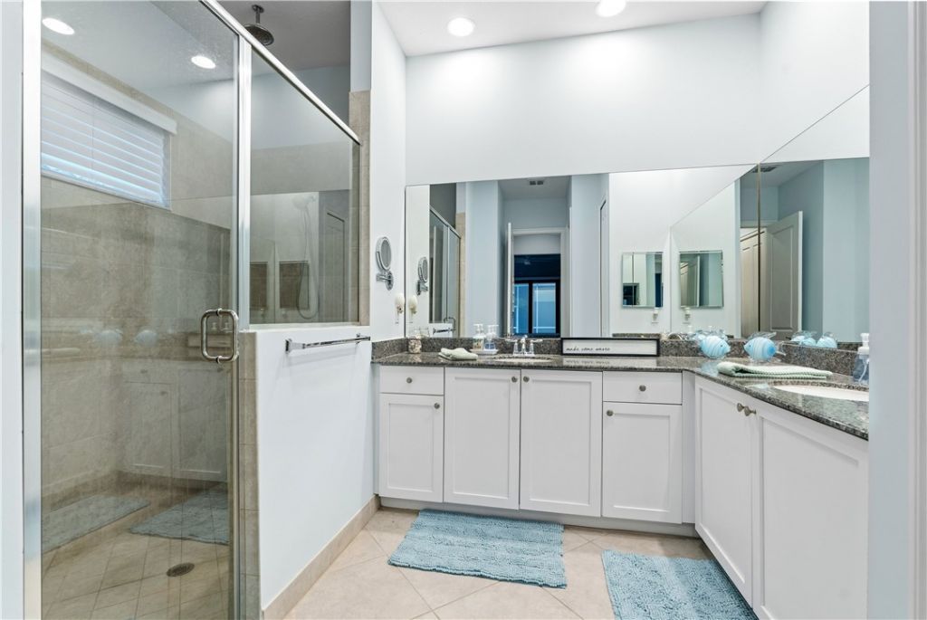 4185 55th Street, Vero Beach, FL 32967 Photo