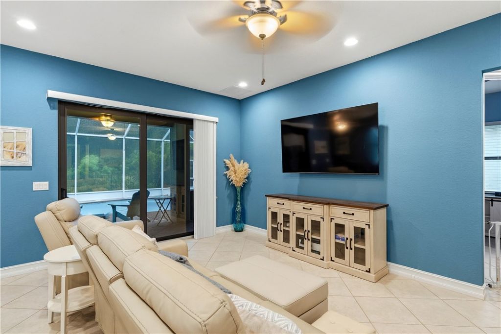 4185 55th Street, Vero Beach, FL 32967 Photo