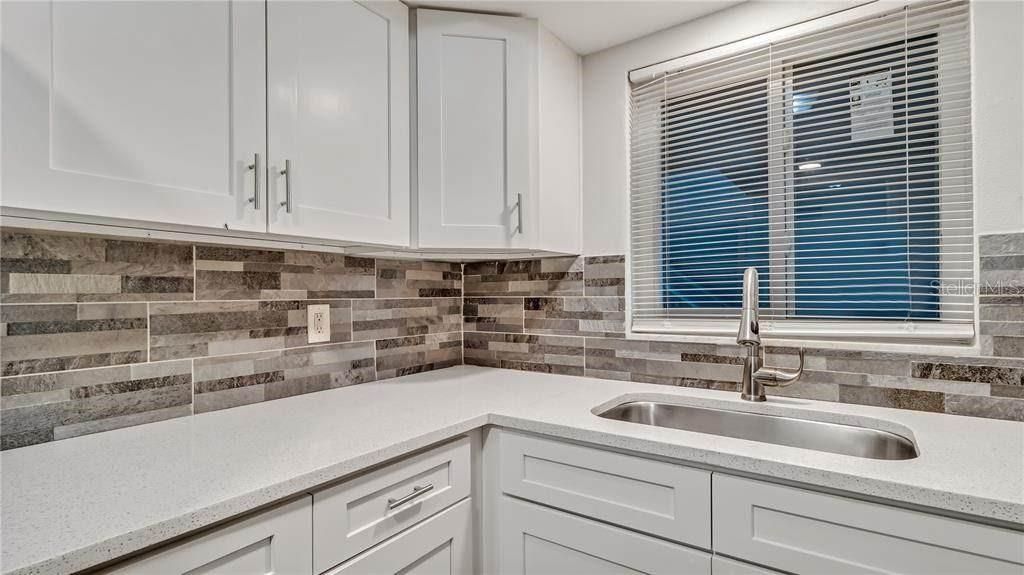 5900 22nd Avenue N, Unit 8, Saint Petersburg, FL 33710 Photo