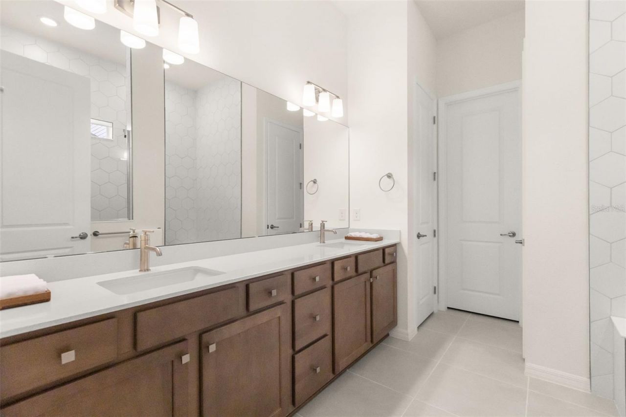 3284 Windbeam Court , Winter Garden, FL 34787 Photo