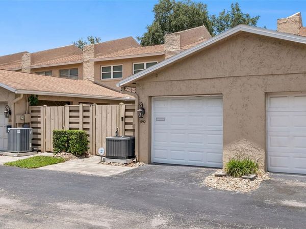 892 PARK LAKE CIRCLE, Unit 69, MAITLAND, FL 32751