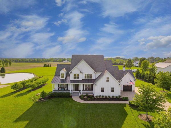 3173 Barnes Road , Centerburg, OH 43011