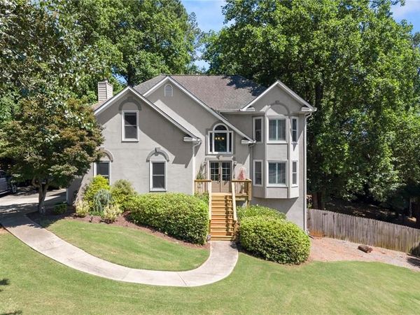 104 Caracas Drive , Woodstock, GA 30188