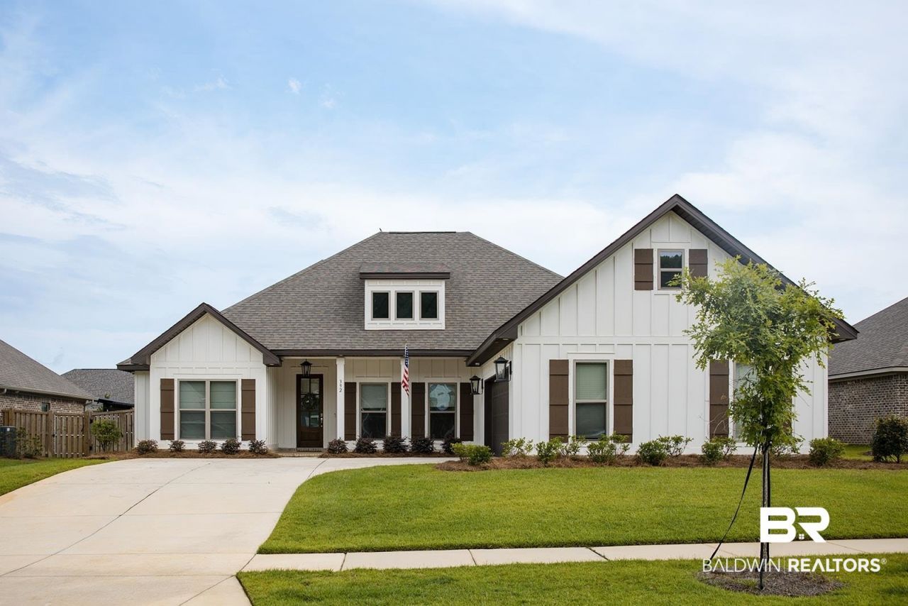 392 Garrison Boulevard, Fairhope, AL 36532 Main Photo