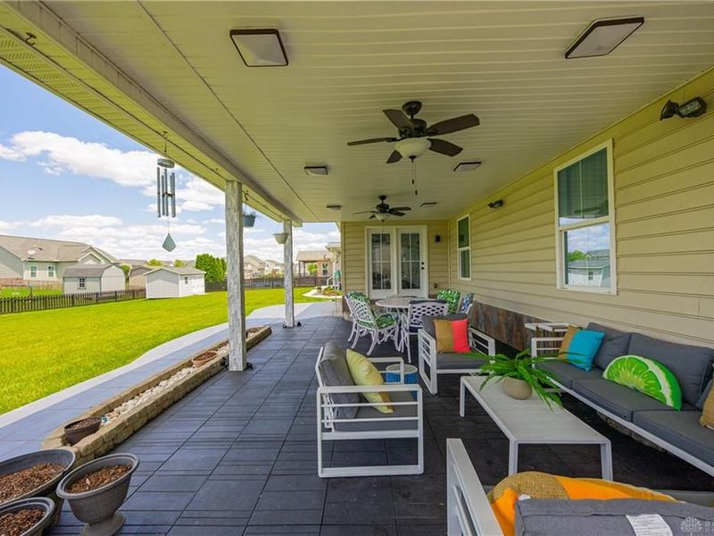 7116 Bluestream Drive, Tipp City, OH 45371 Photo 75