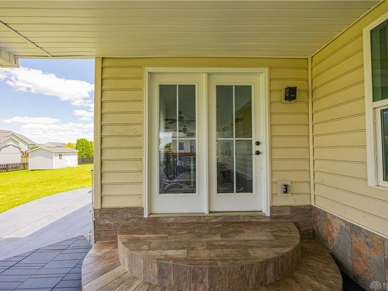 7116 Bluestream Drive, Tipp City, OH 45371 Photo 78