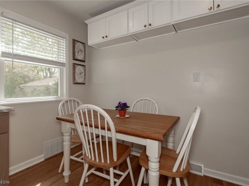 1297 Lander Road , Mayfield Heights, OH 44124 Photo 18