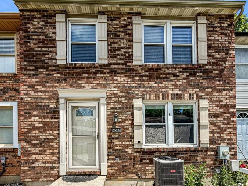 4560 New Market Court, Batavia, OH 45103 Photo 1