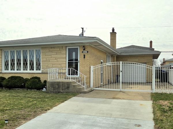 8517 W CARMEN Avenue , Chicago, IL 60656