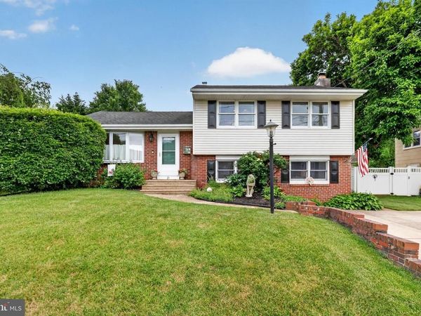 21 BONNIE RAE DRIVE, HAMILTON, NJ 08620
