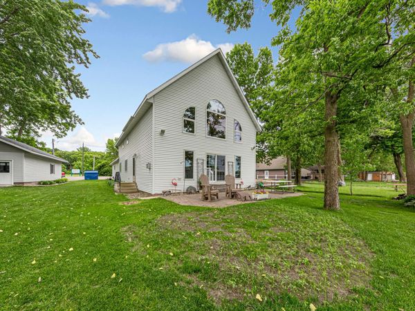 943 Reed Street N, Waterville, MN 56096