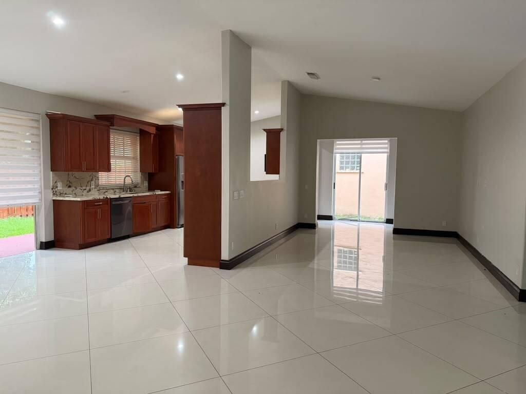 9141 NW 152nd Street, Miami Lakes, FL 33018 Photo