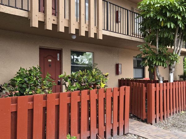 7300 Lake Cir Drive, Unit 107, Margate, FL 33063