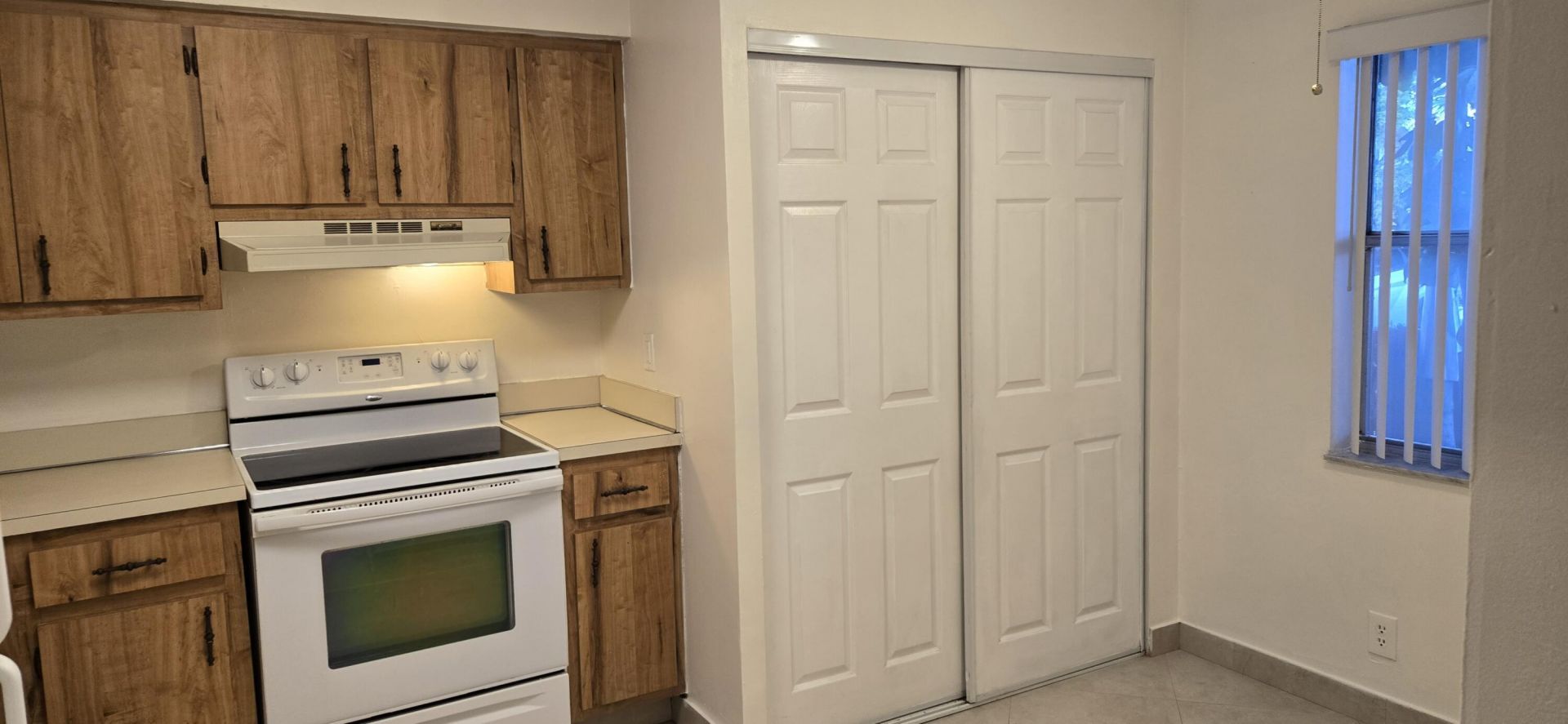 7300 Lake Cir Drive, Unit 107, Margate, FL 33063 Photo