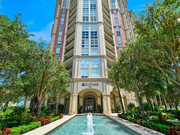 550 Okeechobee Boulevard, Unit 1404, West Palm Beach, FL 33401