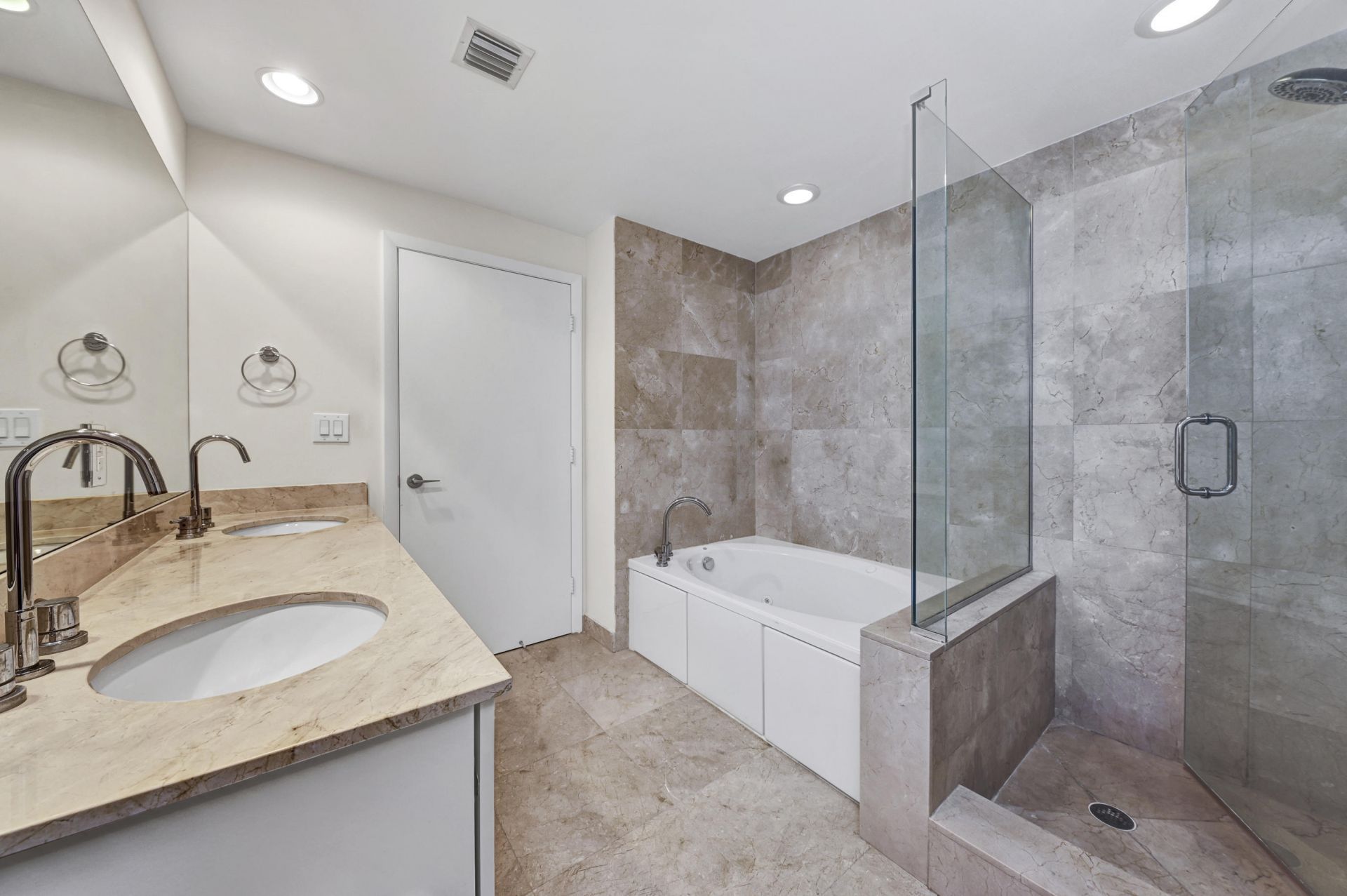 550 Okeechobee Boulevard, Unit 1404, West Palm Beach, FL 33401 Photo