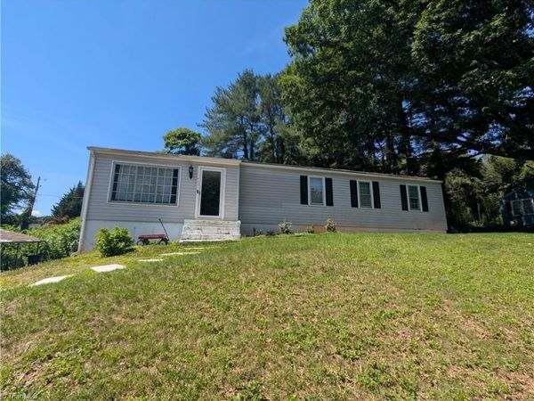 4221 Eck Road , Jonesville, NC 28642
